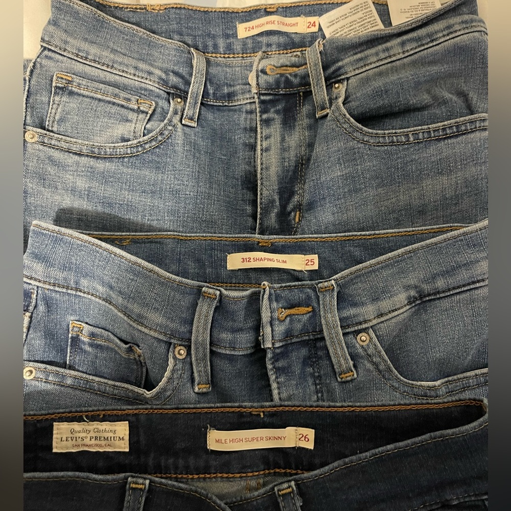 Levi’s jeans no longer fit me size 25 and 26